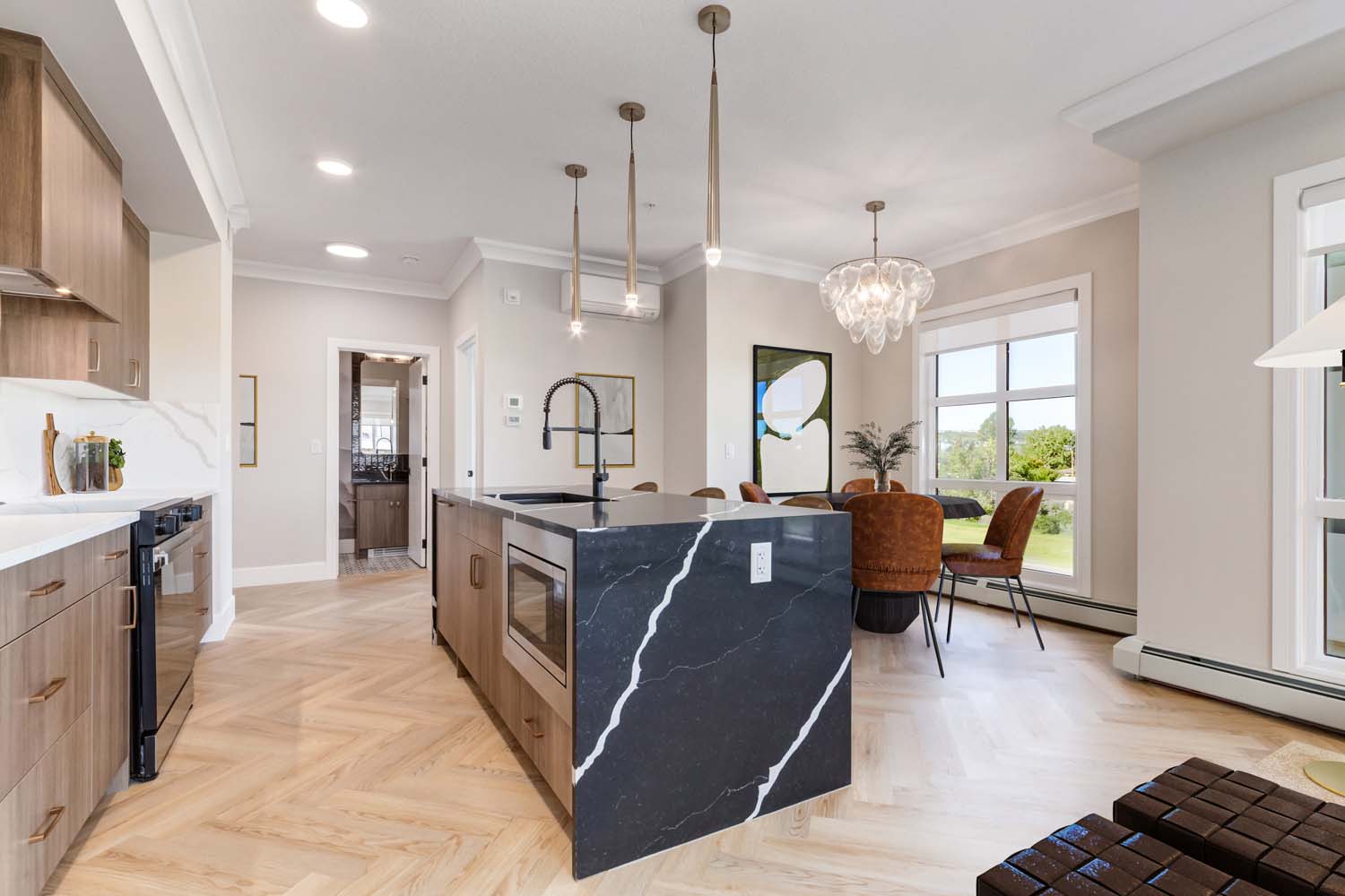 3_Argento_Neo_Kitchen_Virtually Staged